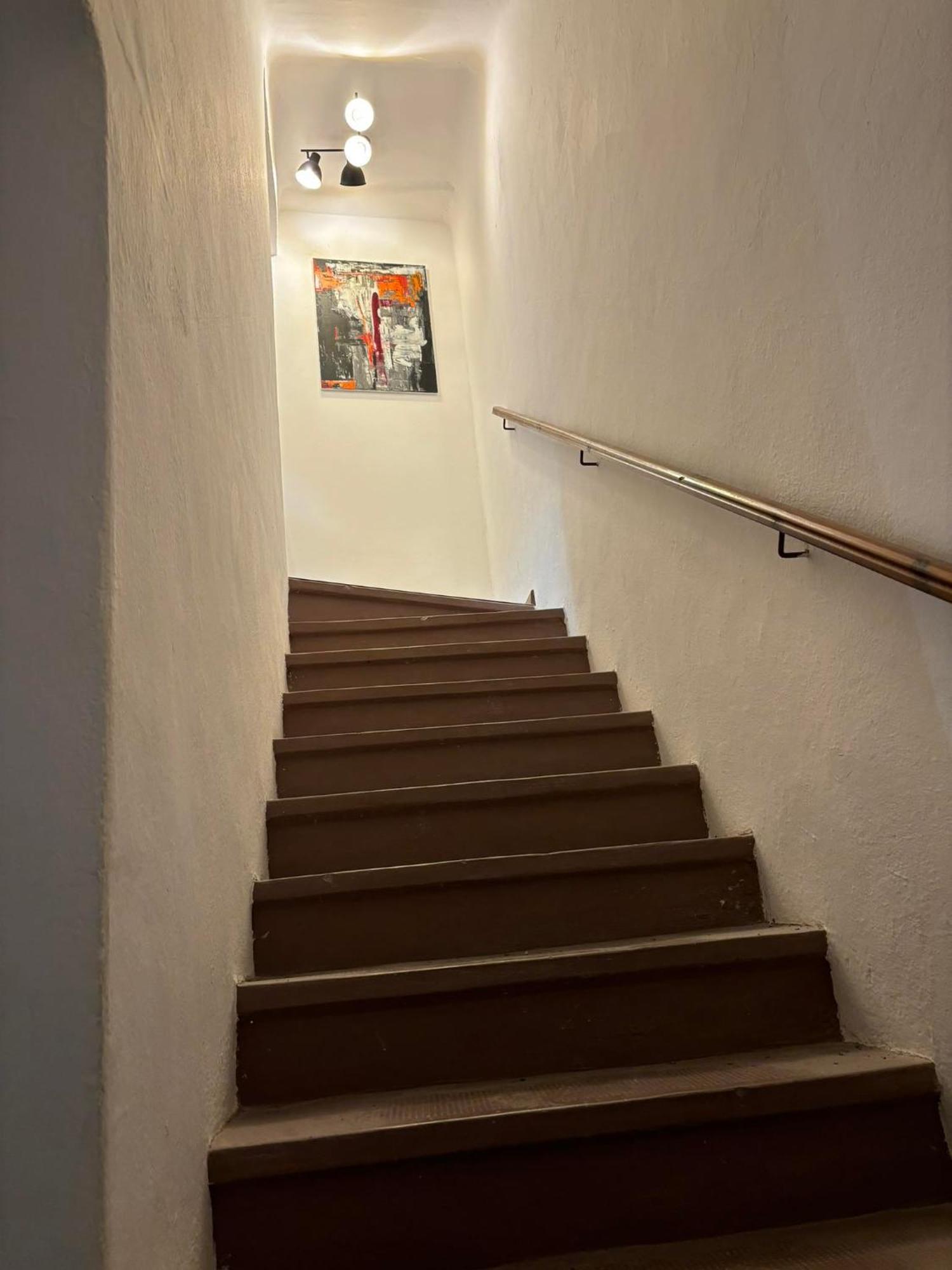 ムリニ Old Stone Houseアパートホテル エクステリア 写真